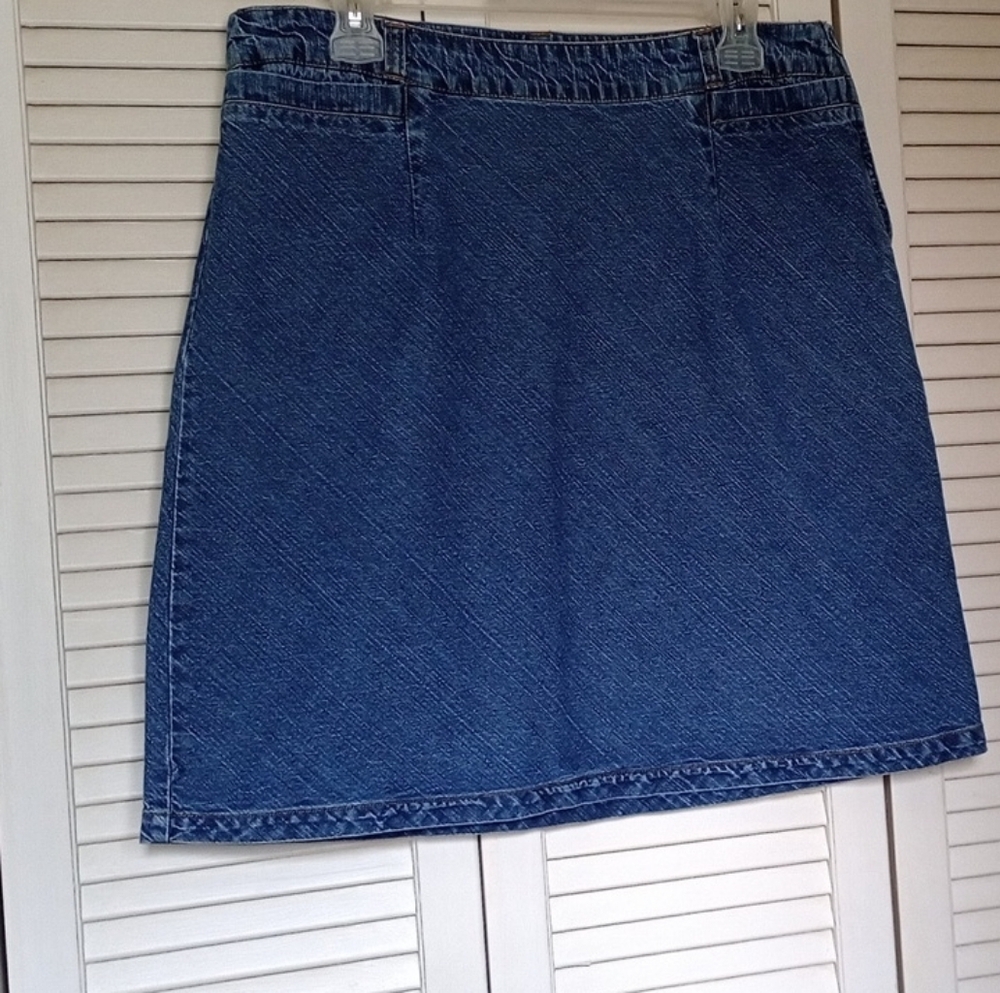 Bill Blass Classic Blue Denim A-Line Skirt